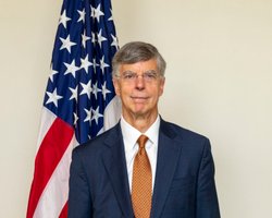 Дата встречи Трампа и Зеленского пока неизвестна, – Тейлор