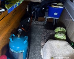 Включили генератор и легли спать: в Киеве целая семья отравилась угарным газом (фото)