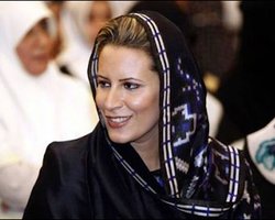 Дочь Каддафи подала в суд на НАТО