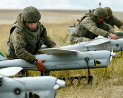 ЗС РФ запускають "зграї" розвідувальних дронів: у Повітряних силах розкрили мету (відео)