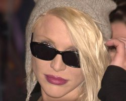 Вдова Курта Кобейна снимет фильм о лидере группы Nirvana