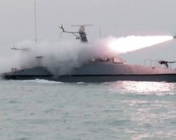 Іран випустив ракети по Ормузькій протоці, погрожуючи військовим кораблям США