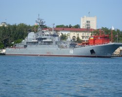 В Севастополе и западной части моря кораблей РФ не будет: ISW проанализировал удар по БДК "Ямал"