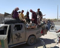 Пал третий по величине город Афганистана. Талибы подняли знамя в Герате (видео)