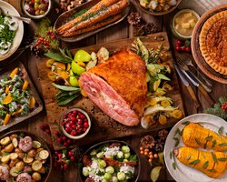 Пасха 2023. Рецепт идеального запеченного окорока на праздничный стол