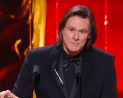 Визажист заявил, что клонировал Джима Керри: в сети распространяют теории заговора вокруг актера (фото)