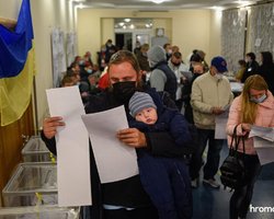 Народ устал, народ остыл. Почему партия Зеленского за полтора года растеряла электорат