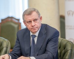 Финансовый комитет поддержал отставку Смолия с должности главы Нацбанка