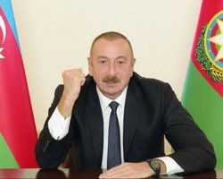 "Карабах – наш". Президент Азербайджана сообщил о взятии "города-крепости" Шуши