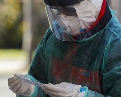 Министр Степанов: украинцы с Covid-19 смогут проголосовать на местных выборах