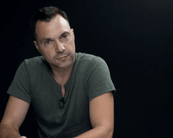 "Войска не справляются": Арестович заявил, что ВСУ взяли в плен слишком много россиян (видео)