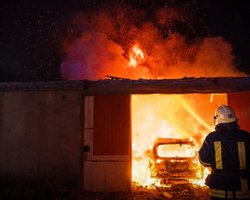 РФ выпустила по Украине почти 450 БПЛА и "Кинжал": пострадали дети, есть попадания по энергетике