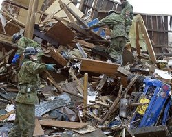 Стихия в Японии оставила 25 млн. тонн обломков