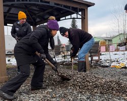 Аляска просить Трампа терміново повернути українських біженців: не вистачає робочої сили