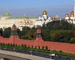 Кремль пока не планирует контактов с новым руководством Украины, – помощник президента РФ