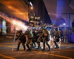 От Москвы и до Гонконга. К каким результатам приведут такие разные протесты