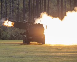 "Хаймарсы" успешно выкосили колонну техники РФ на территории РФ со стороны Харьковщины, — Z-обозреватель