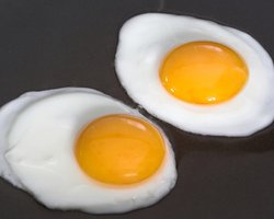 По делу о жарке яичницы на Вечном огне задержан активист Свободы