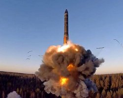 "Процесс начнется немедленно": Трамп приказал испытать ядерное оружие США