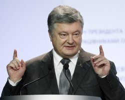 Порошенко словами апостола Павла поздравил христиан западного обряда с Рождеством