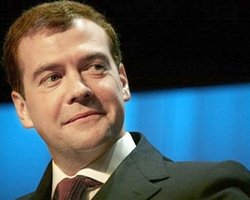 Медведев запретил продавать Грузии оружие