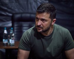 "Был дефицит": Зеленский рассказал, почему Украина отложила контрнаступление (видео)