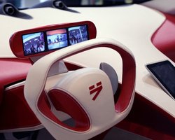 Компания миллиардера Прохорова отложила выпуск Е-мобилей