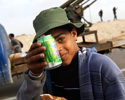 В Ливии детей вовлекают в войну