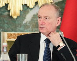 "В скором времени": у Зеленского анонсировали теневой транзит власти в России (видео)