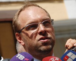 Власенко: Янукович получил дивиденды от убийства Щербаня