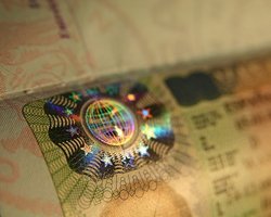 В Европарламенте призвали предоставить Украине безвизовый режим вне зависимости от принятия механизма его прекращения