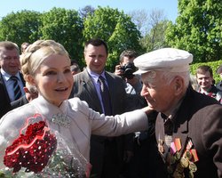 Тимошенко обратилась к украинцам по случаю Дня Победы