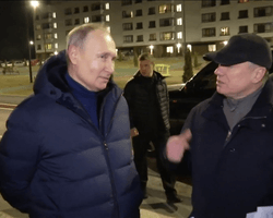 Побачив, наскільки все погано: у Білому домі пояснили, навіщо Путін поїхав у Маріуполь