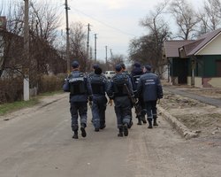 В Балаклее началось частичное разминирование военного арсенала