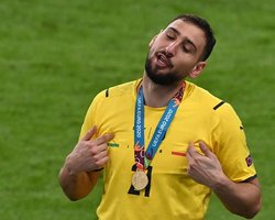 Кращим гравцем чемпіонату Європи визнаний воротар