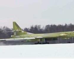 Ту-160 не полетят: под Энгельсом уничтожили резервуары со специфичным топливом (видео)