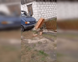 Снесли забор старосты села: в Ровненской области работники ТЦК навеселе устроили ДТП, — СМИ (видео)