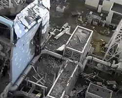 Опубликовано видео аварийной японской АЭС, снятое с вертолета