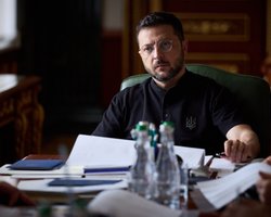 Зеленский призвал заканчивать войну: в каких форматах может пройти встреча Путина и Трампа