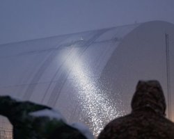 Удар РФ по ЧАЭС: спасатели локализовали пожар на саркофаге, который защищает от радиации