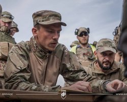 Командир "Азова" Денис "Редис" Прокопенко вернулся в строй (фото)