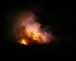 Громкие взрывы в Севастополе: город атаковали БПЛА и морские дроны, — соцсети (фото)