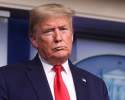 Трамп собирается обсудить ситуацию в Беларуси с Путиным