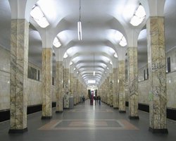 После теракта в московском метро в час-пик поезда полупустые