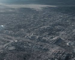 "Политическая задача": эксперт рассказал, почему ВС РФ оставляют от городов лишь руины (видео)