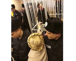 Задержания следуют. За что сажают чиновников Тимошенко