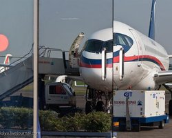 Власти Индонезии: Расследование крушения SSJ-100 может занять год