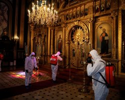 Уряд не буде посилювати карантин на Великдень, — Шмигаль