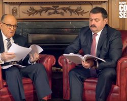 Напоминает выборы 2016 года. Американские СМИ — о "пленках Деркача"