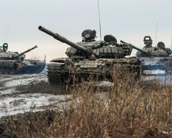 Хотят использовать для штурма: оккупанты перебрасывают в район Авдеевки танковую бригаду